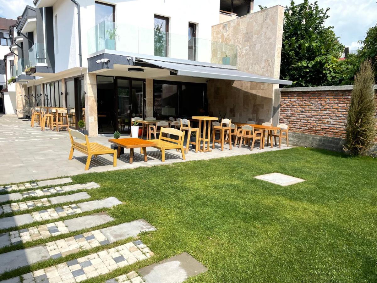 Hotel Aleea Teilor Cîmpulung Exterior foto